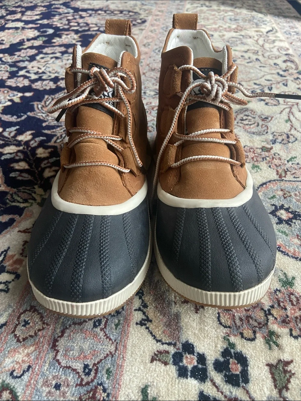Sorel Out N About III Waterproof Duck Boot Women's Size 7.5 Taffy and Black
